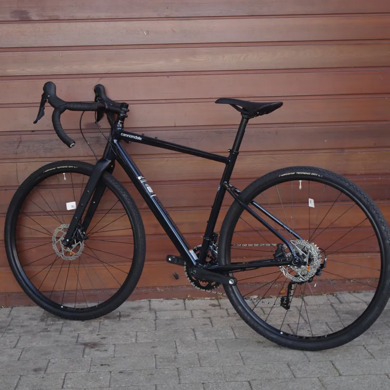 2023 Cannondale Topstone 2 Gravel Bike in Midnight Blue-1
